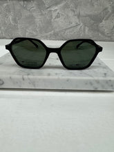Carica l'immagine nel visualizzatore di Gallery, Eyewear CentroStyle F0497 52 010 000 52 18 140 Matt Havana + Clip On Green lens