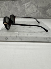 Carica l'immagine nel visualizzatore di Gallery, Eyewear CentroStyle F0497 52 010 000 52 18 140 Matt Havana + Clip On Green lens