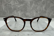 Carica l'immagine nel visualizzatore di Gallery, Reading Glasses Persol 3007-V-M 24 Havana 52 19 145 + Hoya Lens