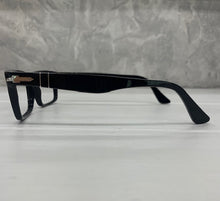 Carica l'immagine nel visualizzatore di Gallery, Reading Glasses Persol 3050 95 Black 55 18 145 + Hoya Lens Made in Italy