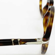 Carica l'immagine nel visualizzatore di Gallery, Reading Glasses 48 mm Persol 3238 V 24 Havana 48 20 145+ Hoya Lens