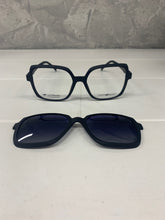 Carica l'immagine nel visualizzatore di Gallery, Eyewear CentroStyle F0424 Matt Black 54 002 000 54 17 145+ Clip On
