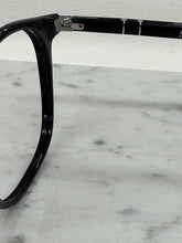 Carica l'immagine nel visualizzatore di Gallery, Reading Glasses Persol 3007-V-M 95 Black 50 19 145 + Hoya Lens Made in Italy
