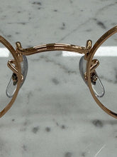 Carica l'immagine nel visualizzatore di Gallery, Reading Glasses Ray Ban RB 3447 V 3094 Rose Gold  47 21 140 + Hoya Lens
