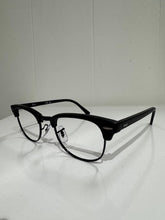 Carica l'immagine nel visualizzatore di Gallery, Reading Glasses Ray Ban 5154 2077 49 21 140 Matte Black + Hoya Lens
