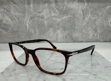Carica l'immagine nel visualizzatore di Gallery, Reading Glasses Persol 3189 -v 24 Havana 55 18 145 + Hoya Lens
