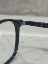Carica l'immagine nel visualizzatore di Gallery, Reading Glasses Persol 3007-V 95 Black 52 19 145 + Hoya Lens
