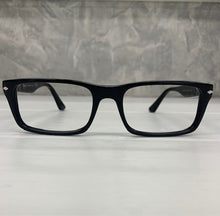 Carica l'immagine nel visualizzatore di Gallery, Reading Glasses Persol 3050 95 Black 55 18 145 + Hoya Lens Made in Italy
