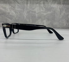Carica l'immagine nel visualizzatore di Gallery, Reading Glasses Persol 3050 95 Black 53 18 140 + Hoya Lens Made in Italy
