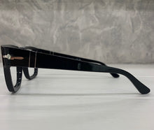 Carica l'immagine nel visualizzatore di Gallery, Reading Glasses Persol  3348-V 95 55 20 145 Black + Hoya Lens Hand Made in Italy
