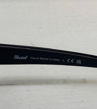 Carica l'immagine nel visualizzatore di Gallery, Reading Glasses Persol  3348-V 95 55 20 145 Black + Hoya Lens Hand Made in Italy
