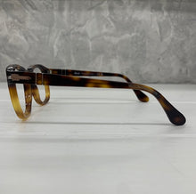 Carica l'immagine nel visualizzatore di Gallery, Reading Glasses Persol 3376-V 1160 50 20 145 Dark Brown Tortoise + Hoya Lens Hand Made in Italy
