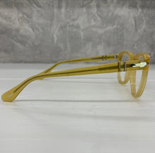 Carica l'immagine nel visualizzatore di Gallery, Reading Glasses Persol 3377-V 204 52 20 145 Miele + Hoya Lens Hand Made in Italy
