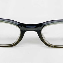 Carica l'immagine nel visualizzatore di Gallery, Reading Glasses Persol 3189 -v 1012 Striped Grey 53 18 145 + Hoya Lens
